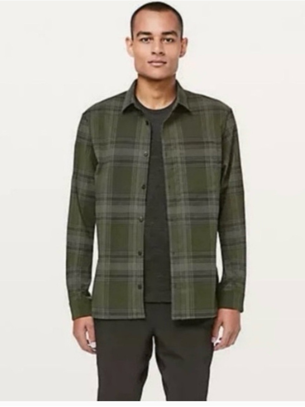 Lululemon Masons Peak Flannel shirt in a green plaid pattern size Large